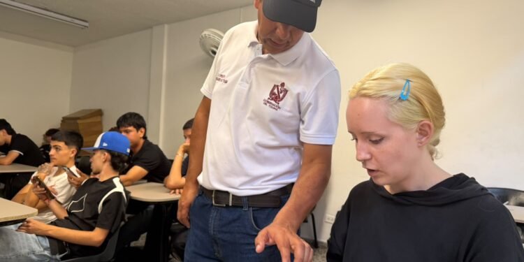 GOAT sensibilizó a jóvenes de la Universidad de Ibagué sobre los riesgos de consumir productos ilegales