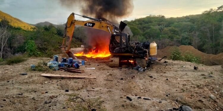 Operativo contra minería ilegal frena daño ambiental en zona protectora del río Saldaña