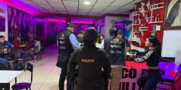GOAT intensifica ofensiva contra el contrabando en el Tolima: más de 300 cajetillas de cigarrillos y 30 unidades de licor aprehendidas