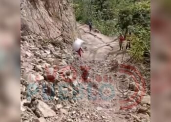 Cinco veredas incomunicadas en Rovira por un gigantesco derrumbe